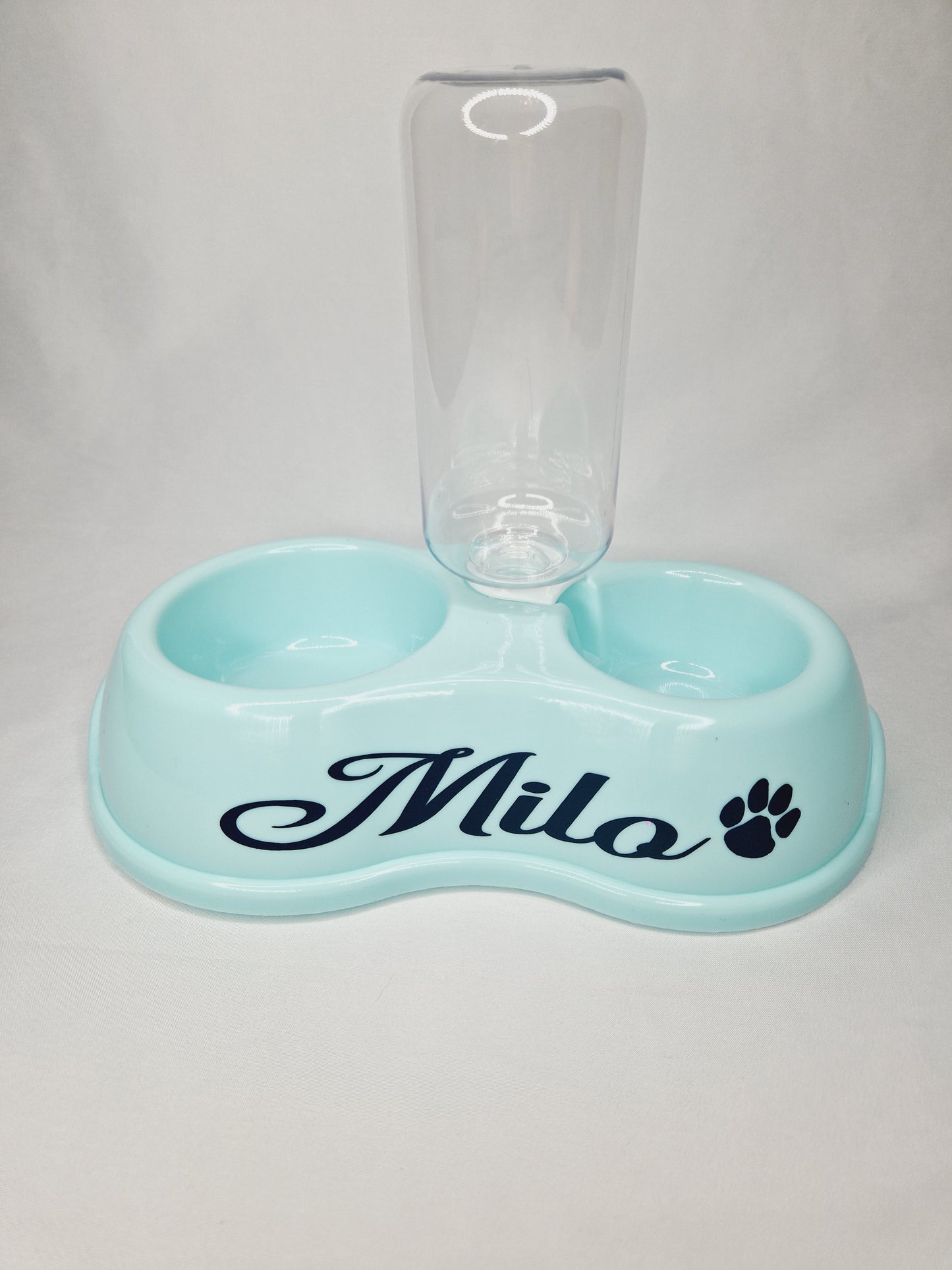 Personalised pet bowls with automatic water dispenser